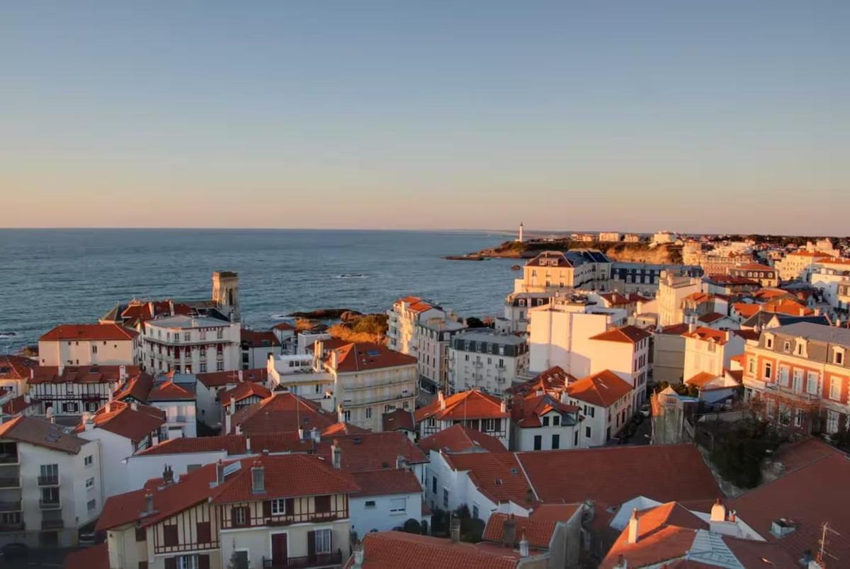 - High-end - Balcony View - - Comfort -pool Appartement Biarritz